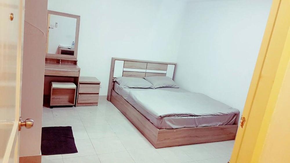 Chauhan Inn Bangkok Ngoại thất bức ảnh